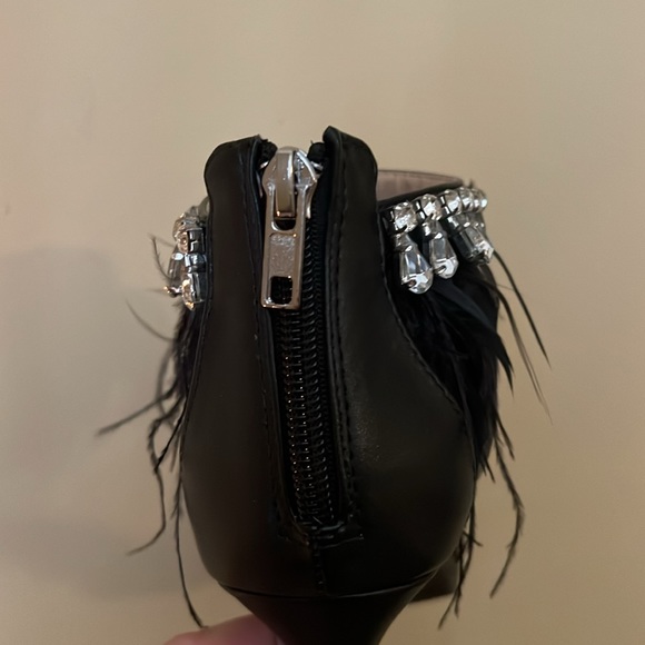 Women’s feather jewel ankle wrap heel - Picture 4 of 5